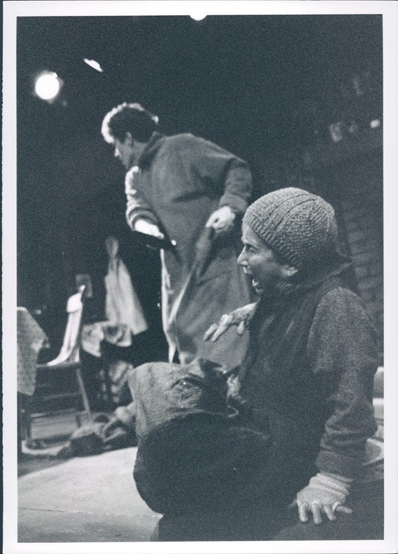 Colin Hammell, Julie Harris in The Beauty Queen of Leenane, WHAT 2000